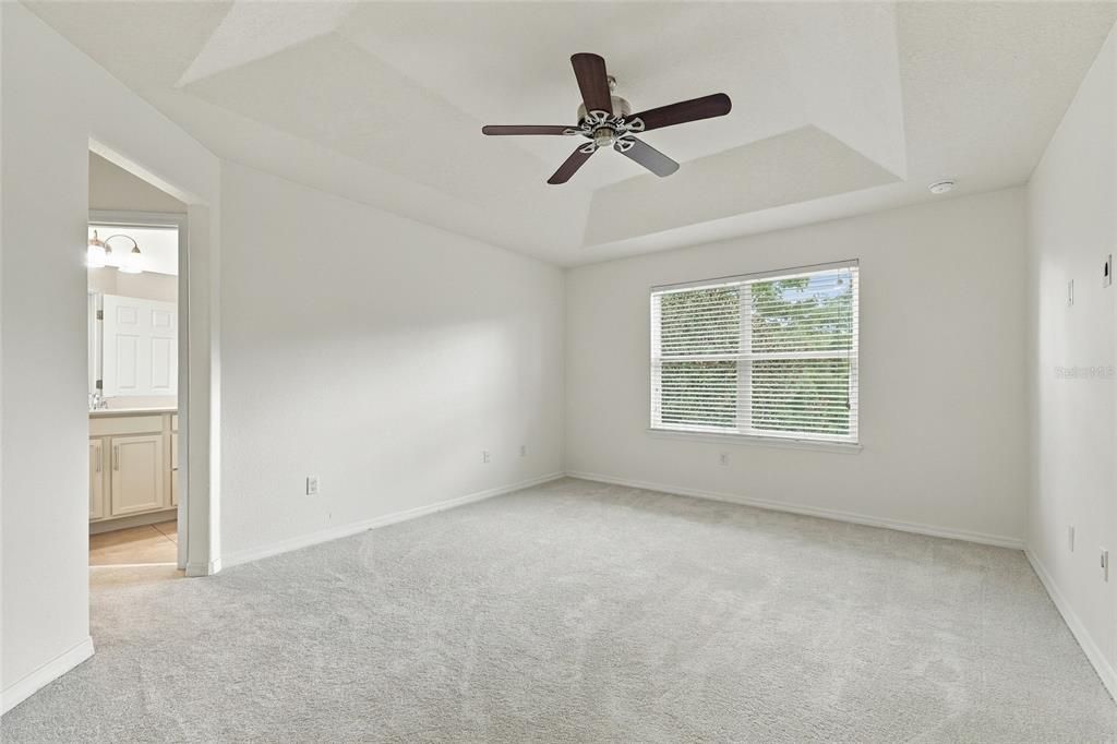 For Sale: $359,900 (3 beds, 2 baths, 1682 Square Feet)