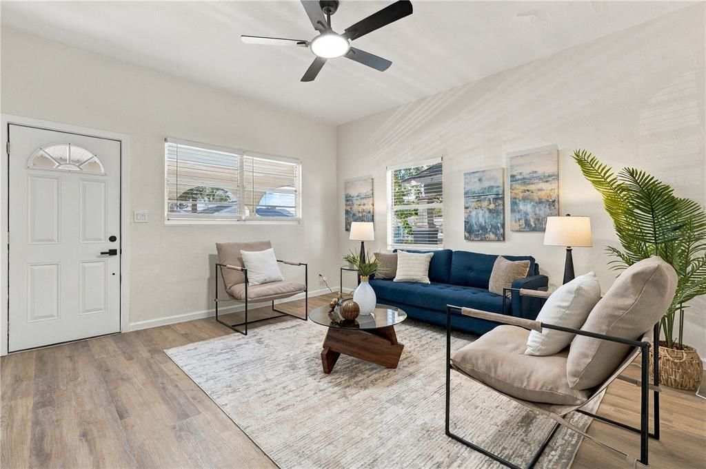 For Sale: $359,900 (3 beds, 2 baths, 1512 Square Feet)