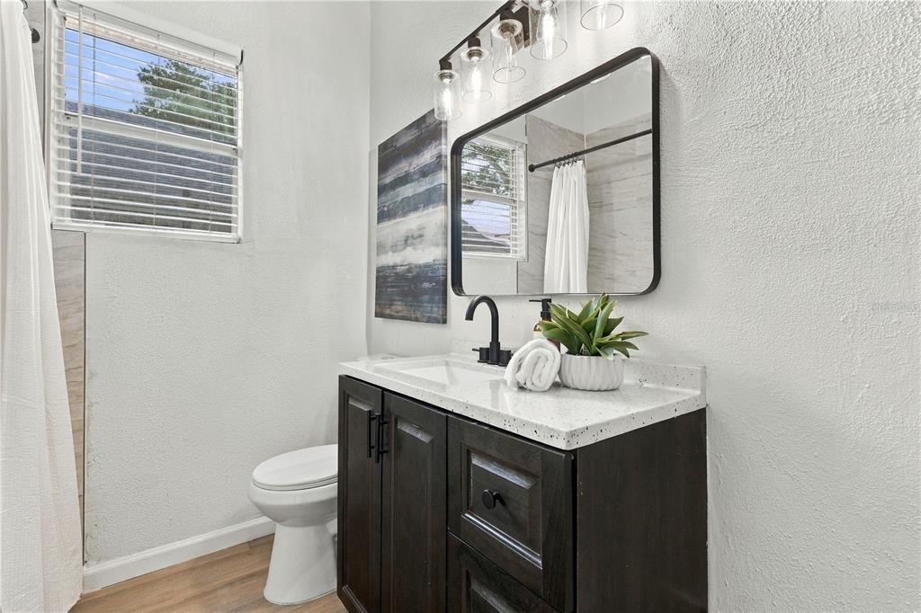 For Sale: $359,900 (3 beds, 2 baths, 1512 Square Feet)