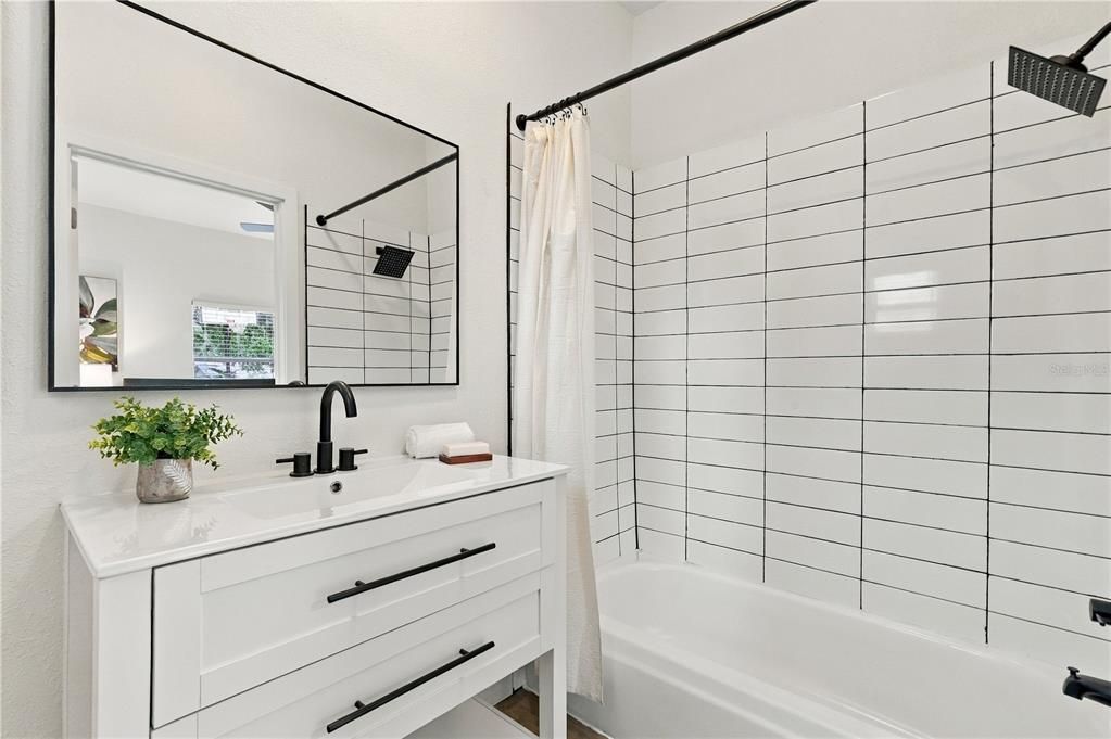 For Sale: $359,900 (3 beds, 2 baths, 1512 Square Feet)