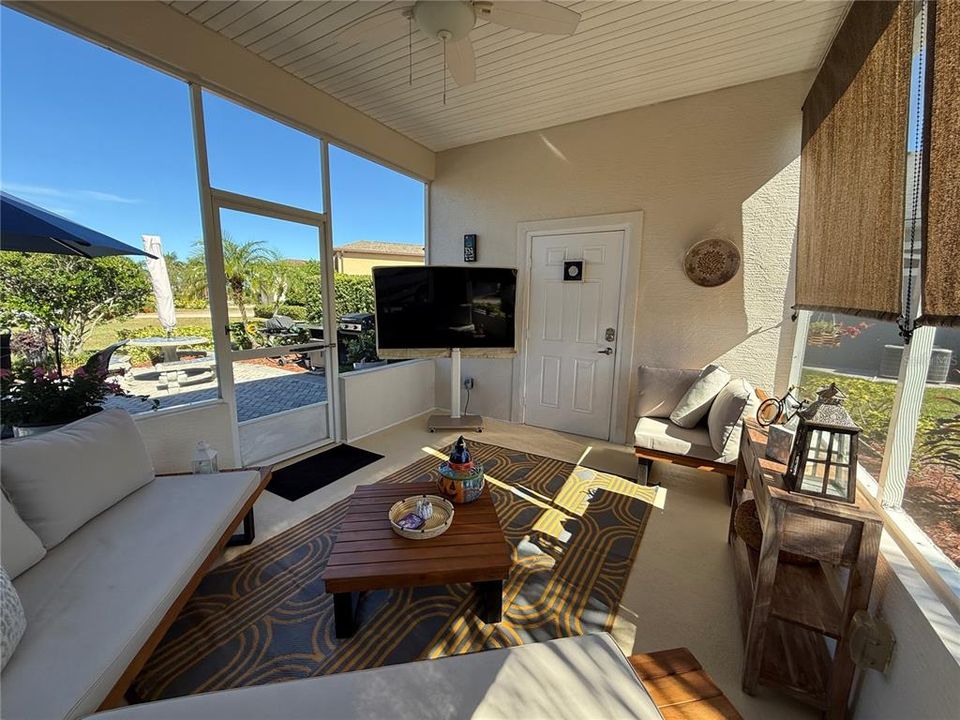 На продажу: $159,000 (0.19 acres)