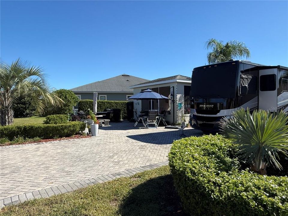 На продажу: $159,000 (0.19 acres)