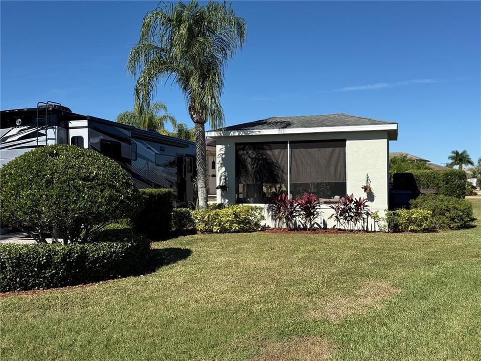 На продажу: $159,000 (0.19 acres)