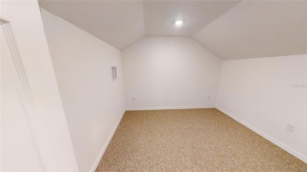 На продажу: $269,900 (2 спален, 2 ванн, 1576 Квадратных фут)
