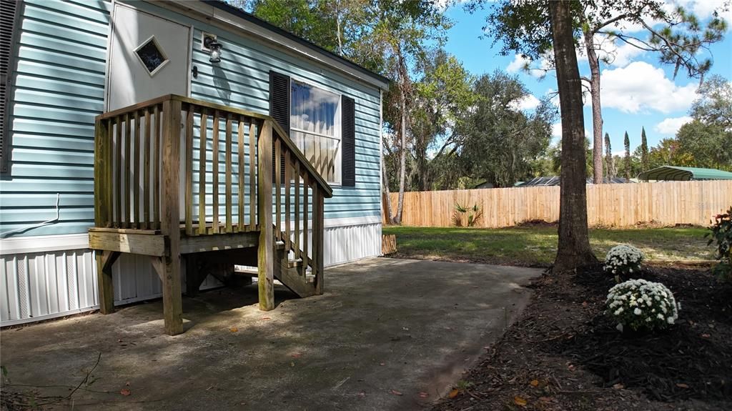 For Sale: $124,900 (2 beds, 2 baths, 960 Square Feet)