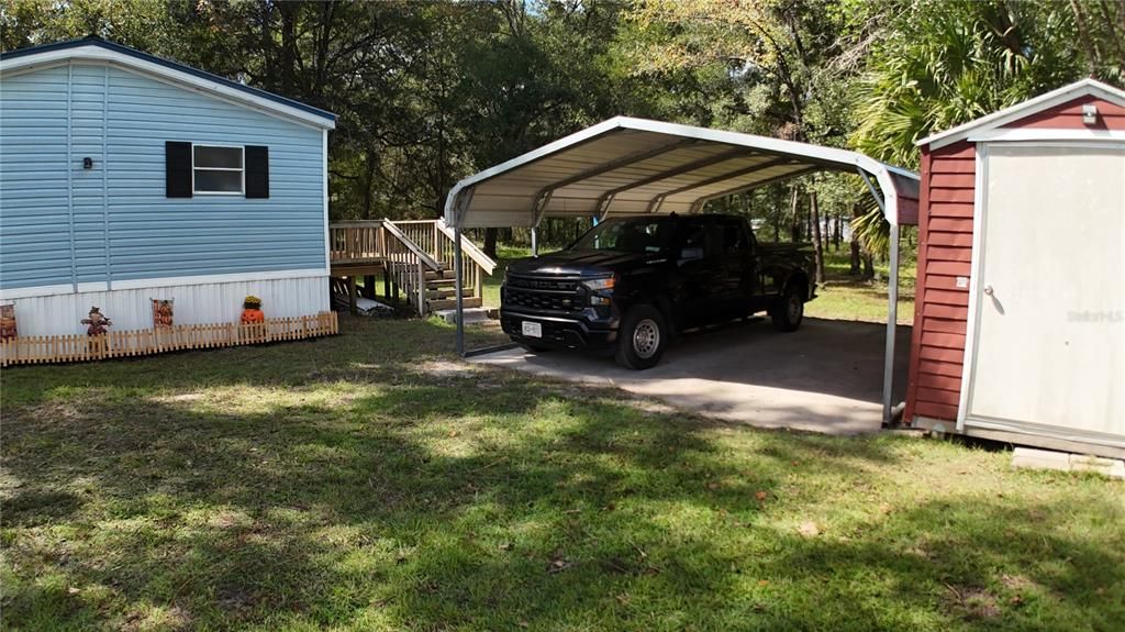 For Sale: $124,900 (2 beds, 2 baths, 960 Square Feet)