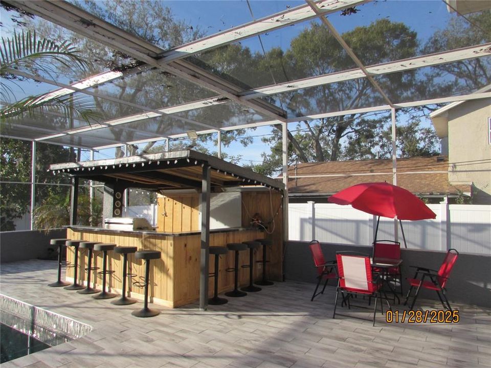 For Sale: $539,000 (3 beds, 3 baths, 2332 Square Feet)