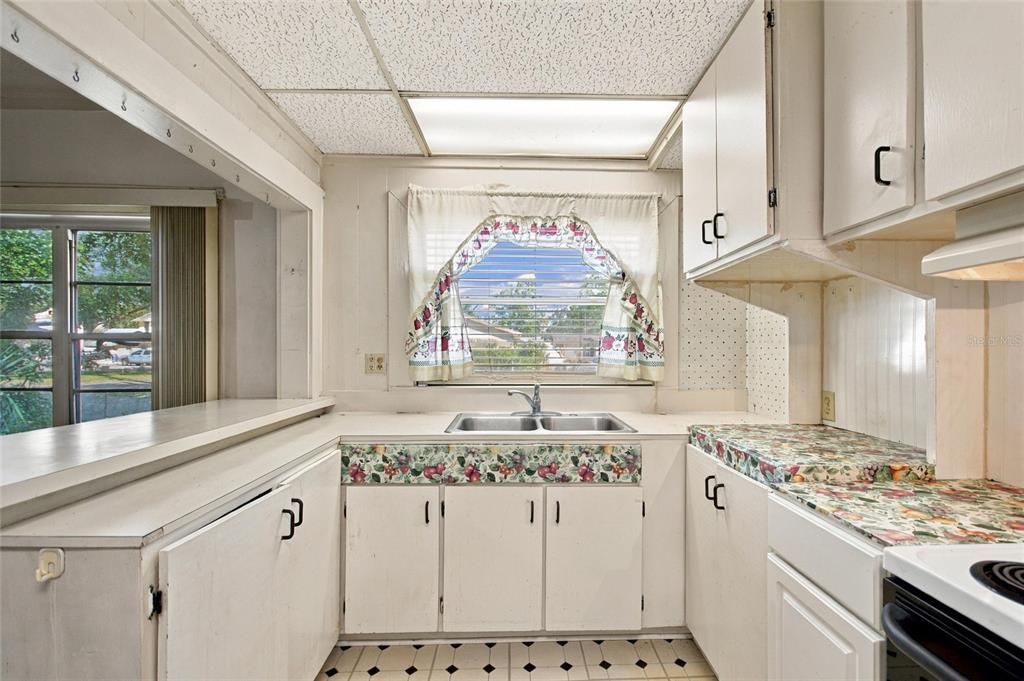 For Sale: $249,900 (3 beds, 2 baths, 1362 Square Feet)