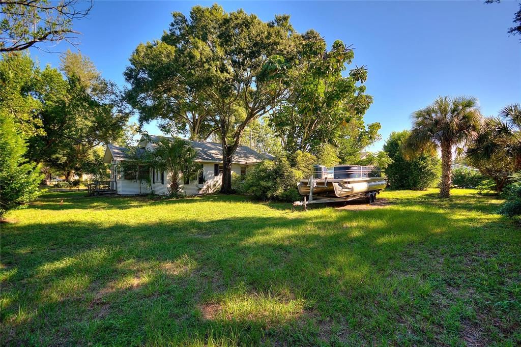 For Sale: $249,900 (3 beds, 2 baths, 1362 Square Feet)