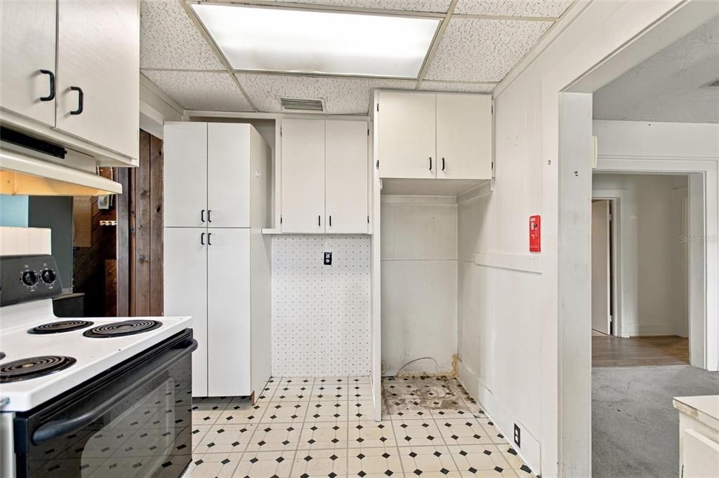 For Sale: $249,900 (3 beds, 2 baths, 1362 Square Feet)