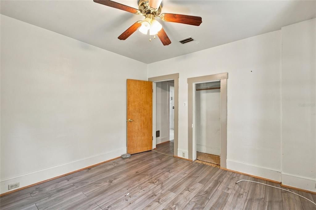 For Sale: $249,900 (3 beds, 2 baths, 1362 Square Feet)