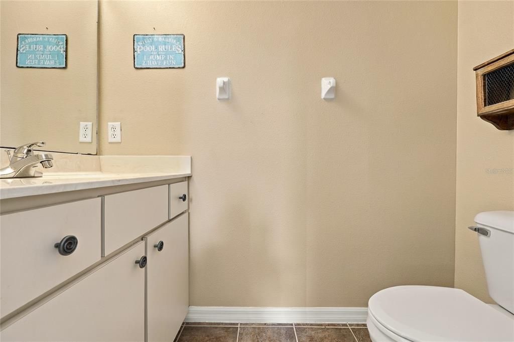 En Venta: $629,000 (5 camas, 3 baños, 3335 Pies cuadrados)
