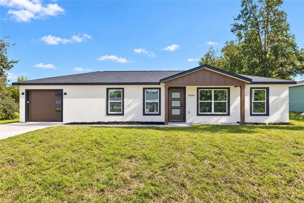 For Sale: $240,000 (3 beds, 2 baths, 1286 Square Feet)