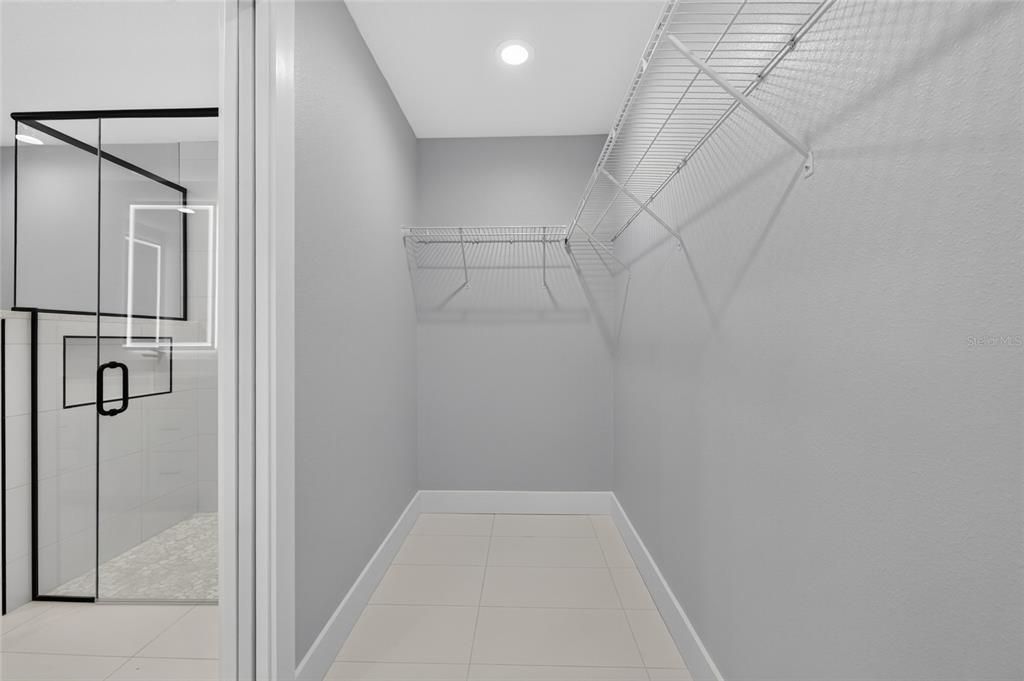 For Sale: $240,000 (3 beds, 2 baths, 1286 Square Feet)