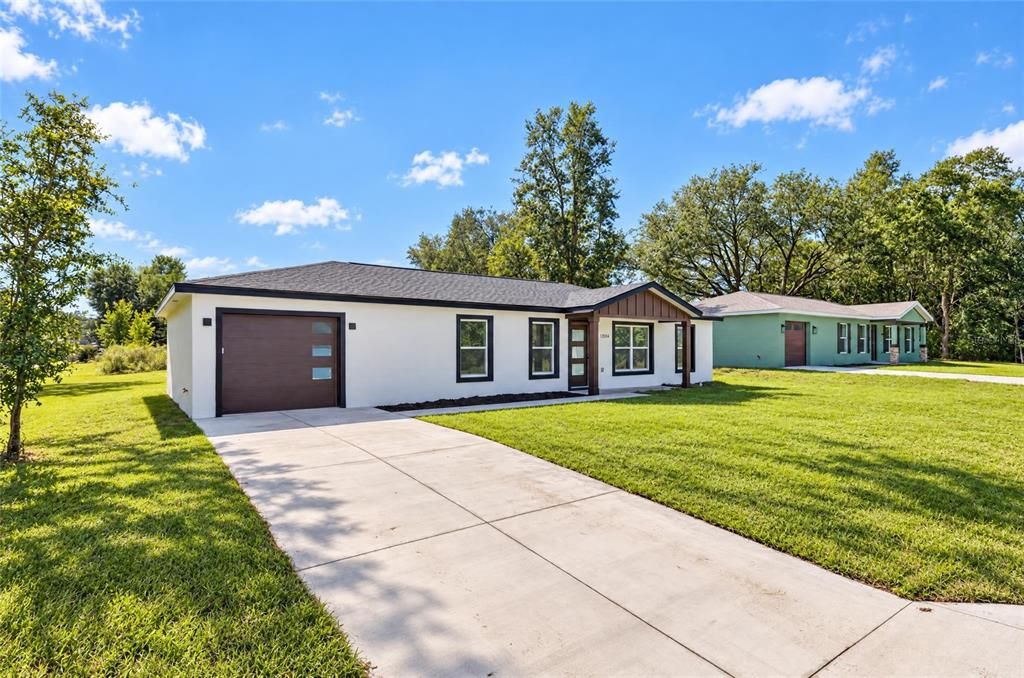 For Sale: $240,000 (3 beds, 2 baths, 1286 Square Feet)