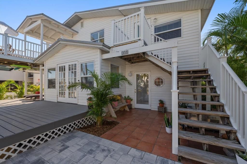 En Venta: $975,000 (3 camas, 4 baños, 2114 Pies cuadrados)