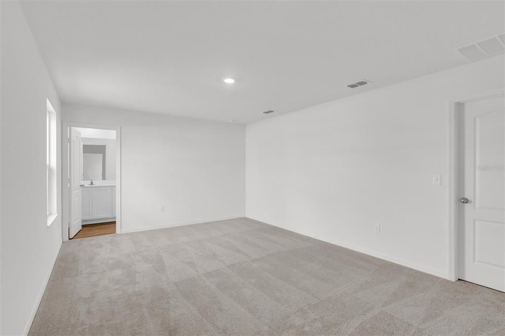 В аренду: $2,340 (3 спален, 2 ванн, 1693 Квадратных фут)