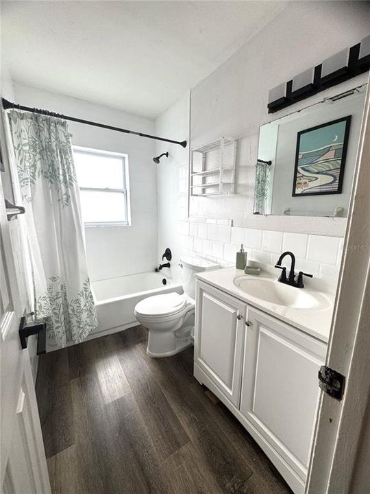 For Rent: $1,695 (2 beds, 1 baths, 731 Square Feet)
