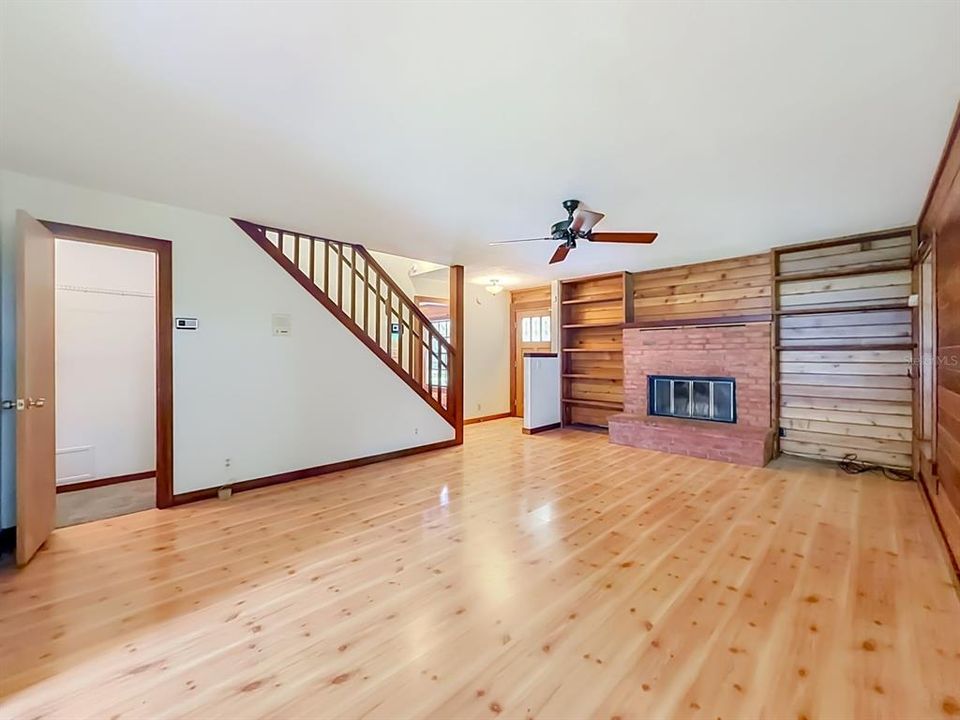 На продажу: $450,000 (4 спален, 2 ванн, 2180 Квадратных фут)