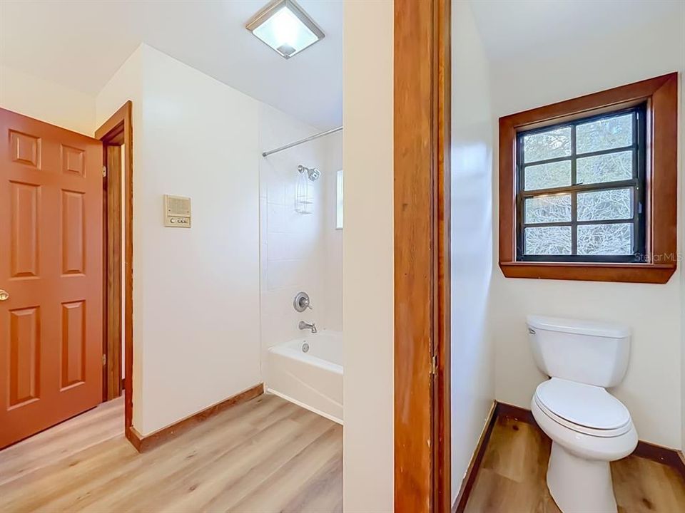 На продажу: $450,000 (4 спален, 2 ванн, 2180 Квадратных фут)