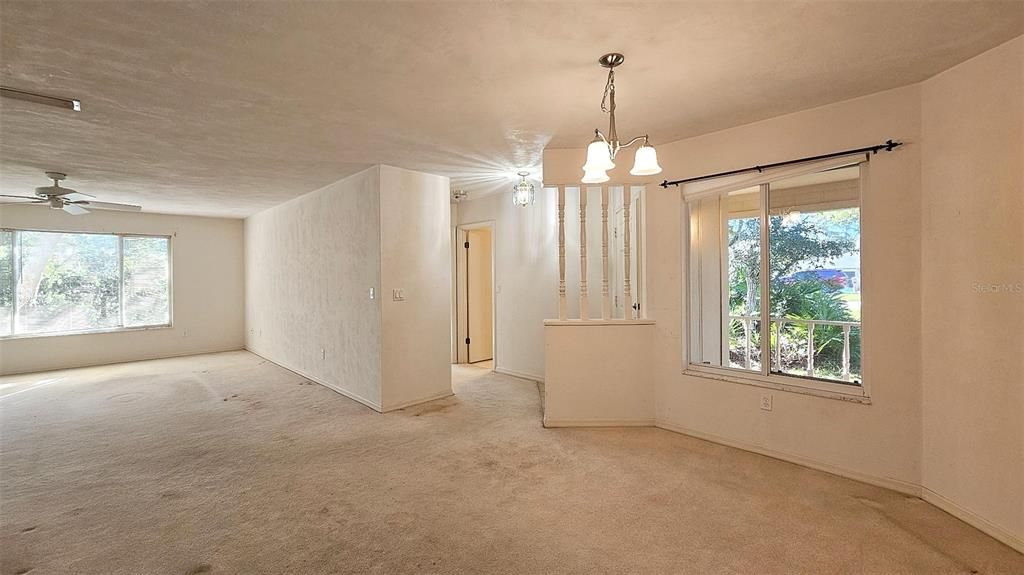 На продажу: $239,900 (2 спален, 2 ванн, 1403 Квадратных фут)