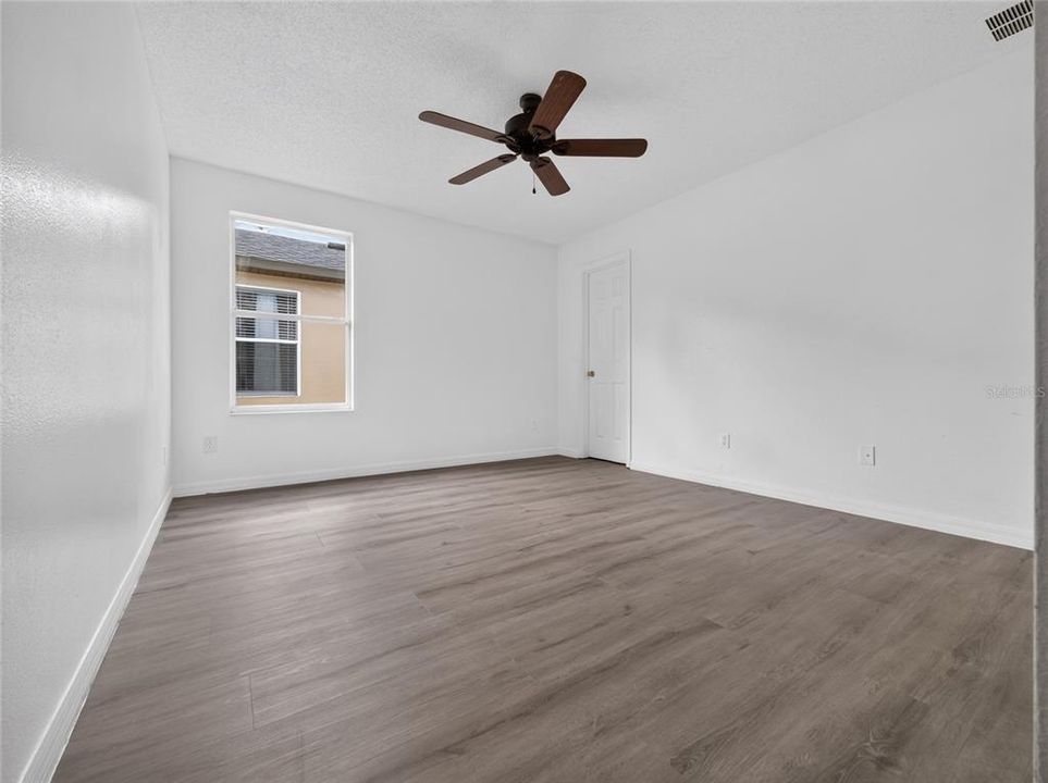 En Venta: $519,900 (6 camas, 4 baños, 3547 Pies cuadrados)