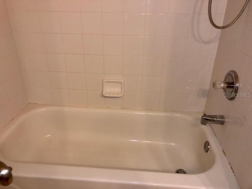 En Renta: $2,650 (4 camas, 2 baños, 2052 Pies cuadrados)