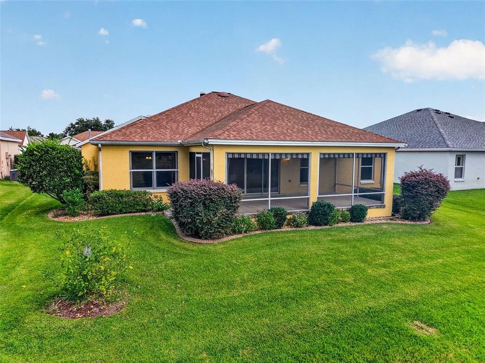 For Sale: $550,000 (3 beds, 2 baths, 2003 Square Feet)
