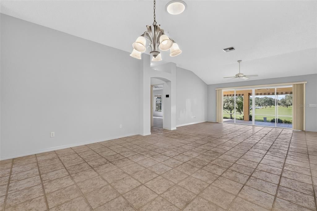 For Sale: $550,000 (3 beds, 2 baths, 2003 Square Feet)