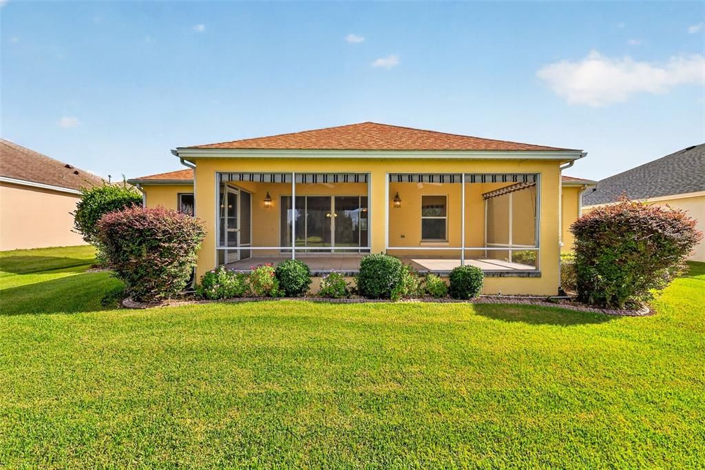 For Sale: $550,000 (3 beds, 2 baths, 2003 Square Feet)