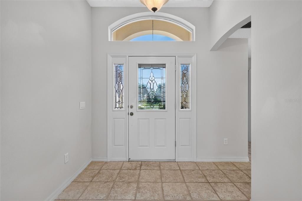 For Sale: $550,000 (3 beds, 2 baths, 2003 Square Feet)