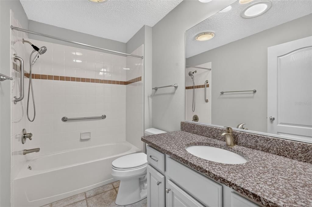 For Sale: $550,000 (3 beds, 2 baths, 2003 Square Feet)