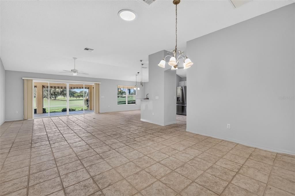 For Sale: $550,000 (3 beds, 2 baths, 2003 Square Feet)
