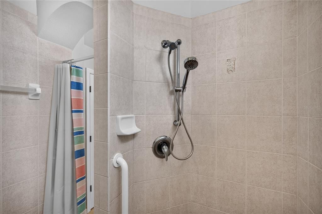 На продажу: $529,500 (4 спален, 3 ванн, 2367 Квадратных фут)
