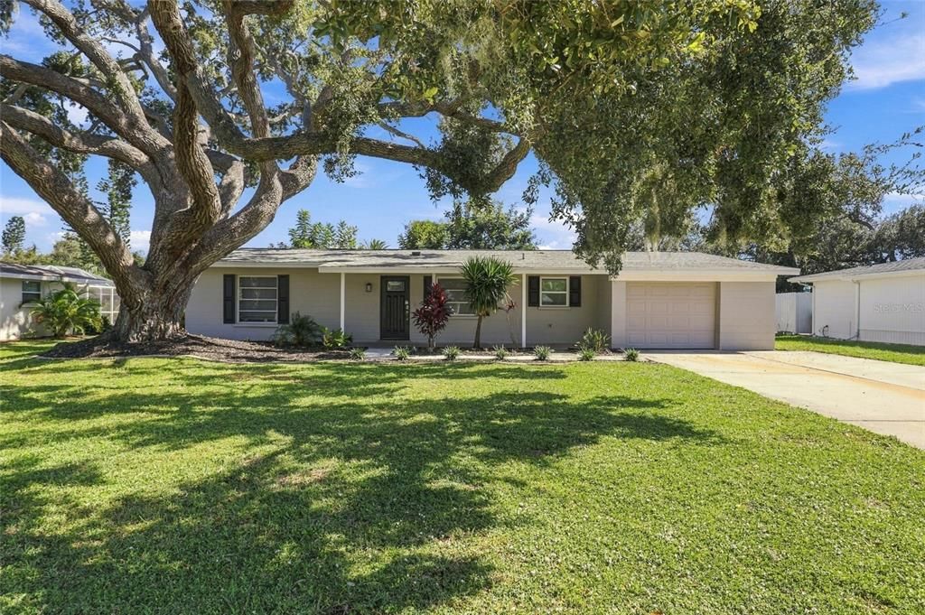 En Venta: $469,999 (2 camas, 2 baños, 1439 Pies cuadrados)