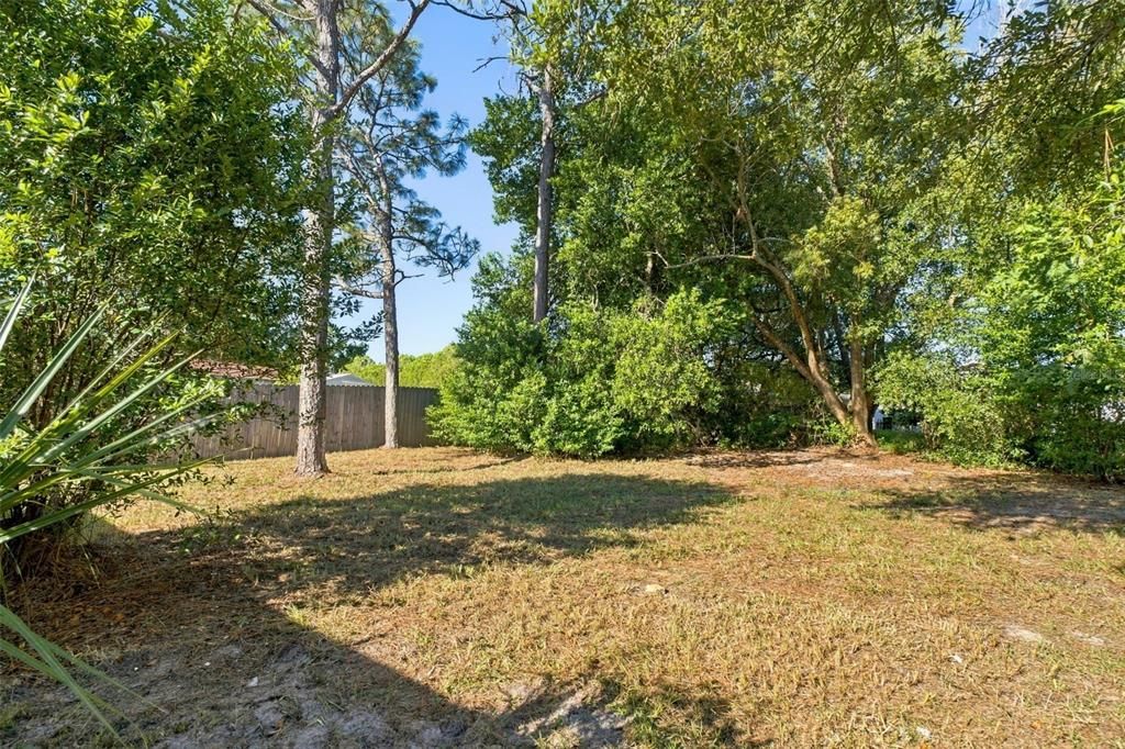 For Sale: $239,000 (2 beds, 2 baths, 1025 Square Feet)