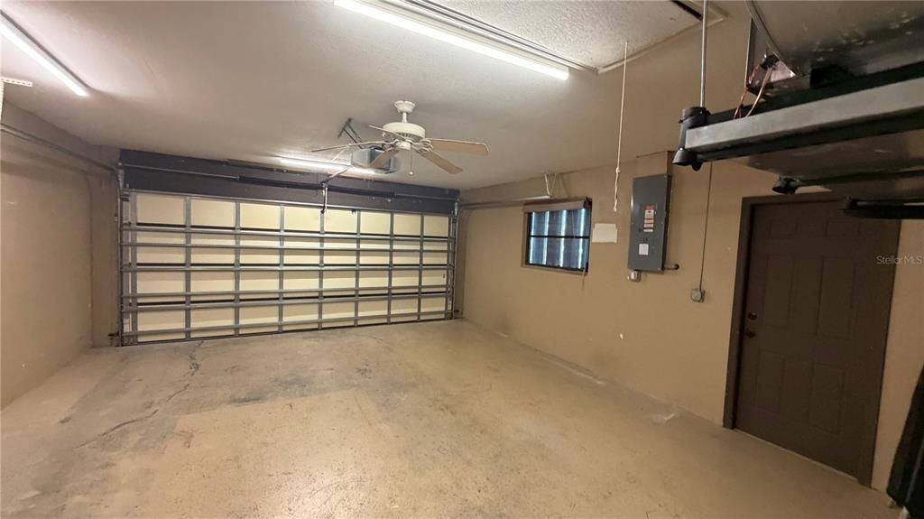 В аренду: $3,200 (4 спален, 2 ванн, 2703 Квадратных фут)