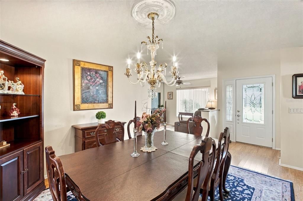 For Sale: $449,900 (2 beds, 2 baths, 1642 Square Feet)