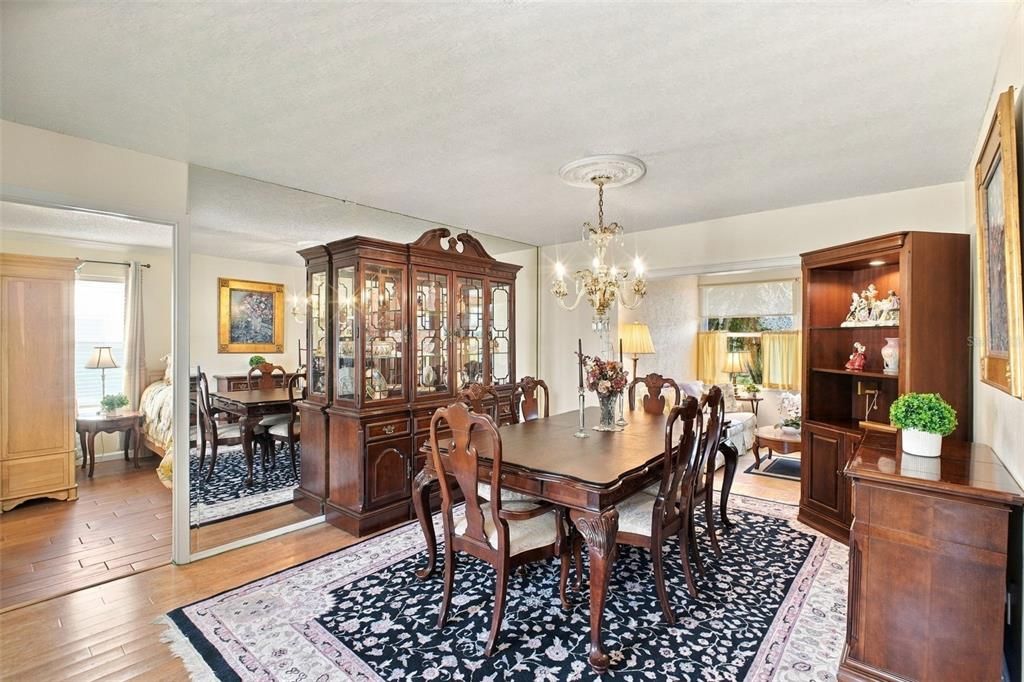 For Sale: $449,900 (2 beds, 2 baths, 1642 Square Feet)