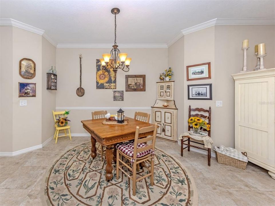 For Sale: $424,000 (2 beds, 2 baths, 1517 Square Feet)