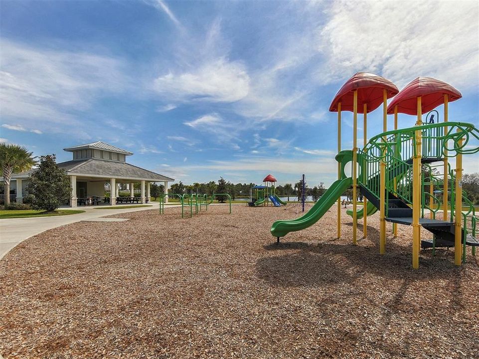 For Sale: $424,000 (2 beds, 2 baths, 1517 Square Feet)