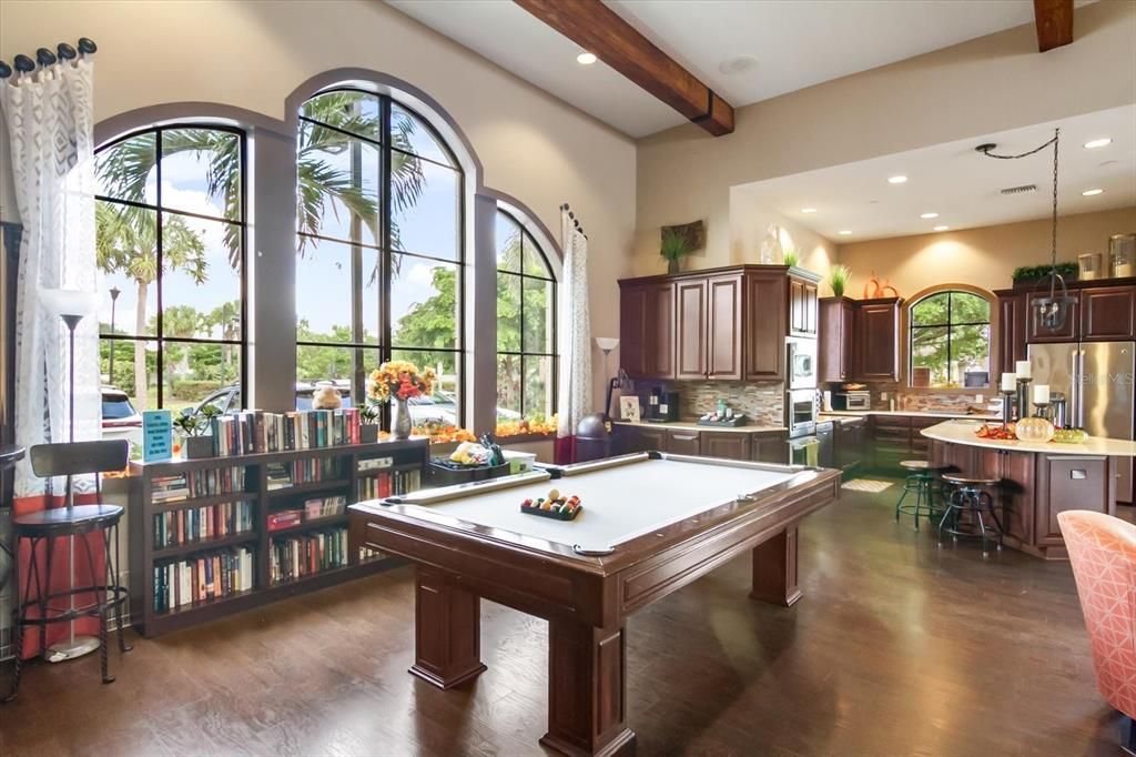 На продажу: $685,000 (3 спален, 2 ванн, 1886 Квадратных фут)