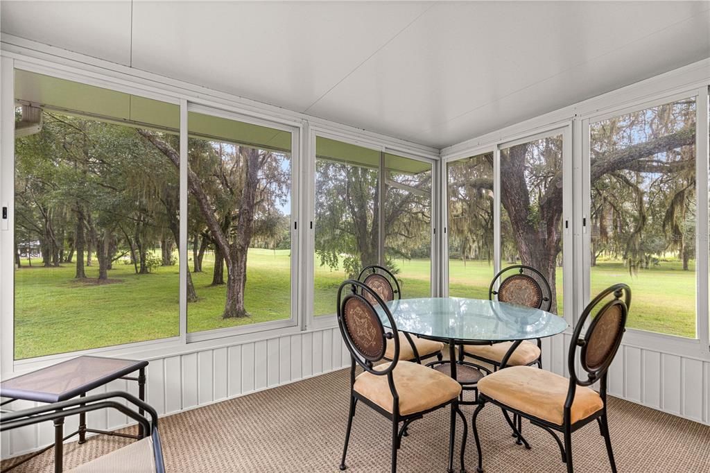 For Sale: $119,000 (2 beds, 2 baths, 840 Square Feet)