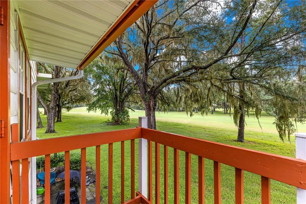 For Sale: $119,000 (2 beds, 2 baths, 840 Square Feet)