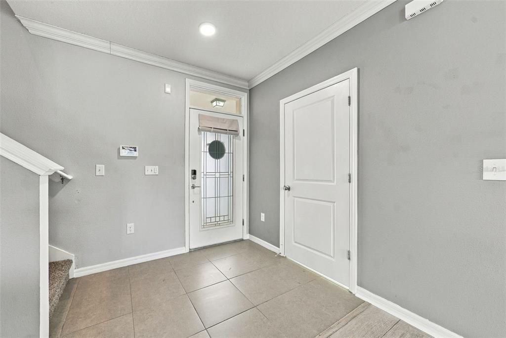На продажу: $389,900 (4 спален, 2 ванн, 2007 Квадратных фут)
