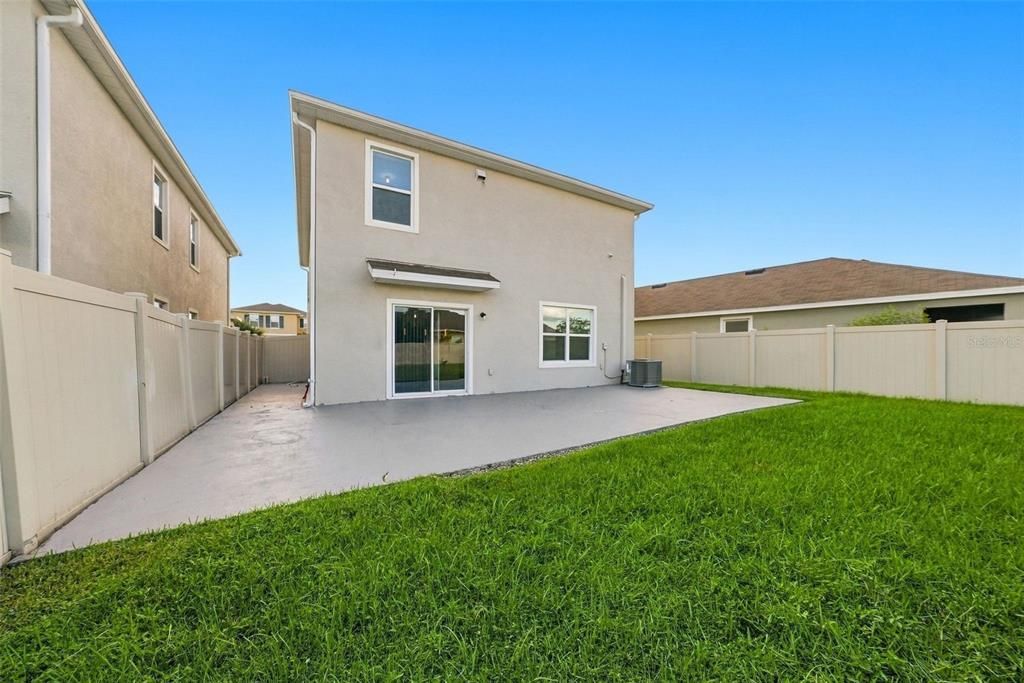 На продажу: $389,900 (4 спален, 2 ванн, 2007 Квадратных фут)