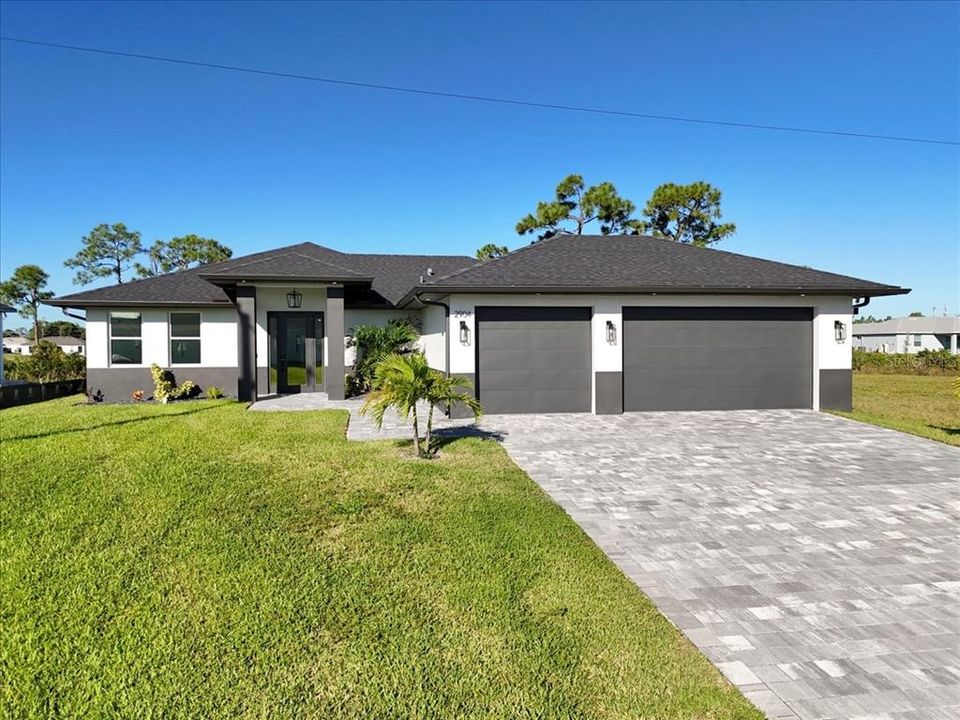 En Venta: $495,000 (3 camas, 2 baños, 1657 Pies cuadrados)