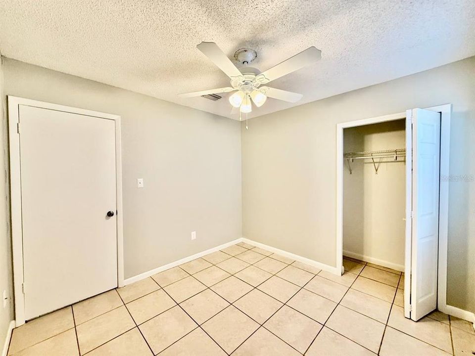 For Rent: $2,000 (3 beds, 2 baths, 1215 Square Feet)