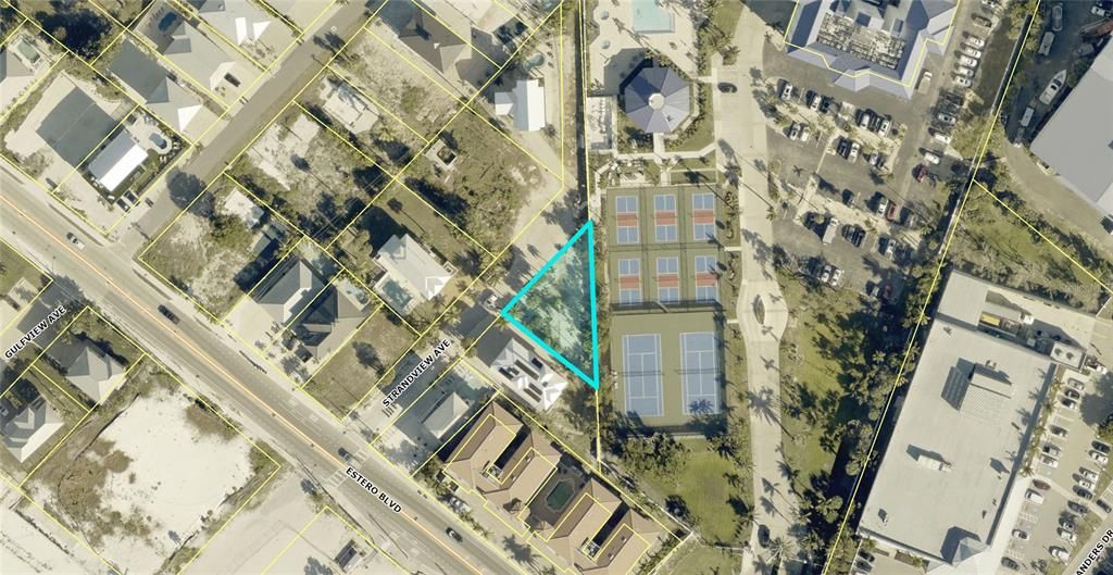 En Venta: $599,000 (0.15 acres)