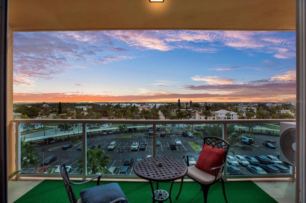For Sale: $350,000 (0 beds, 1 baths, 507 Square Feet)